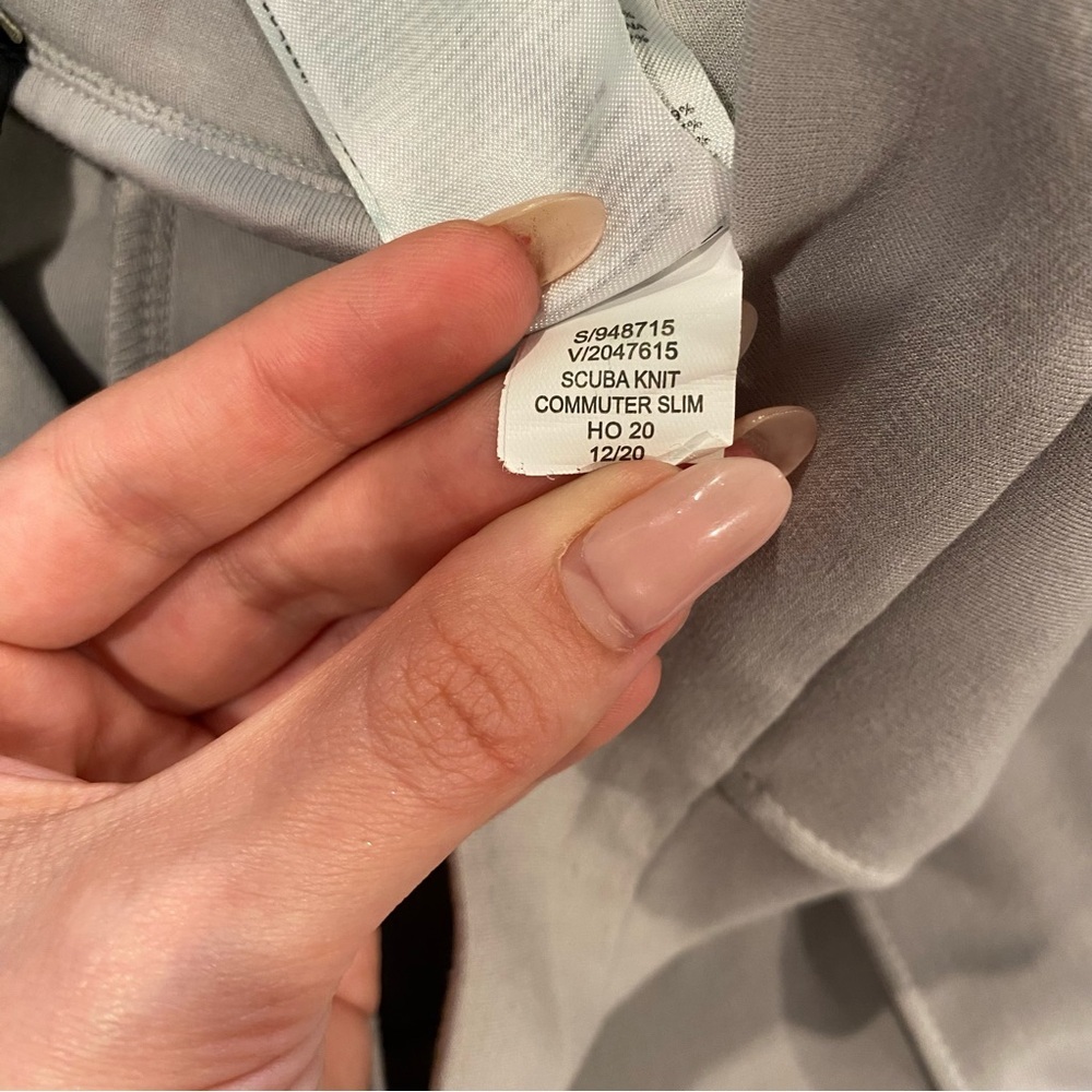 Banana Republic Scuba Knit Commuter Slim Pleated Pants In Silver Grey - Picture 9 of 10